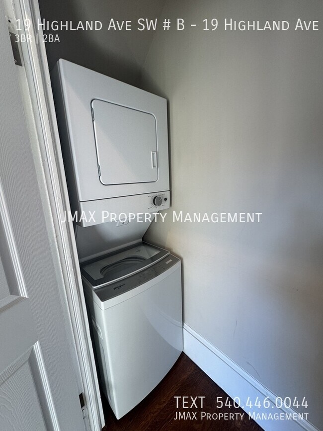 Building Photo - 19 Highland Ave SW