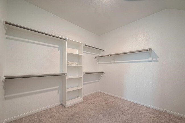 Building Photo - 21029 Crinet Square