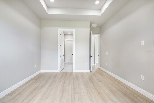 Building Photo - 2635 Snug St