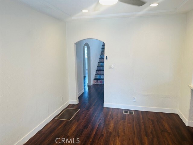 Building Photo - 1178 E 21st St