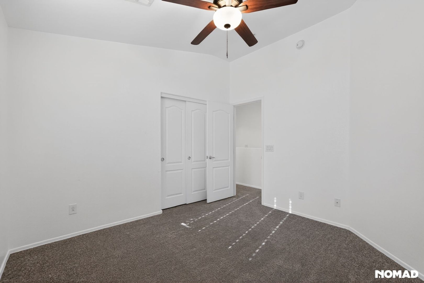 Building Photo - 2725 E Mine Creek Rd