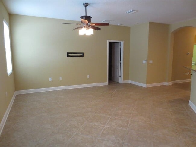 Building Photo - 7402 S Fitzgerald St