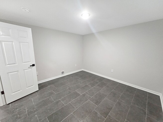 Building Photo - COMPLETELY RENOVATED 4 Bedroom/2 Bath Harvest/Monrovia Area