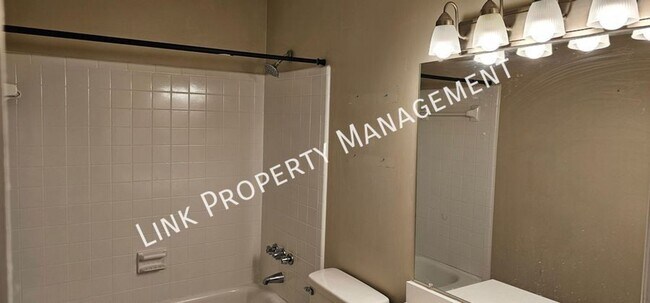 Building Photo - 7183 Holland Ln