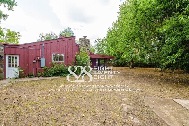 Building Photo - *Not Available for Preleasing 2026* Talk A...