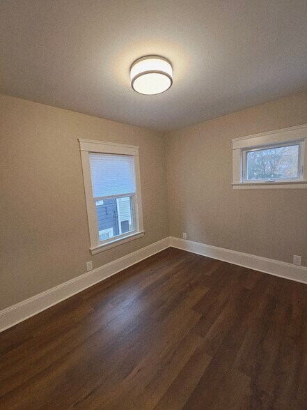 Building Photo - 9715 Clifton Blvd