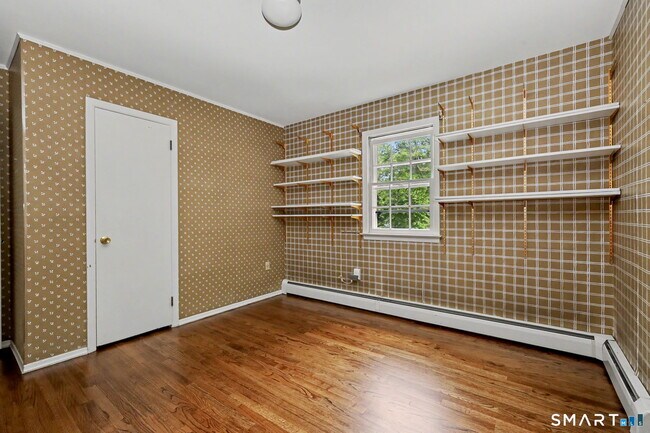 Building Photo - 11 Lycett Ct