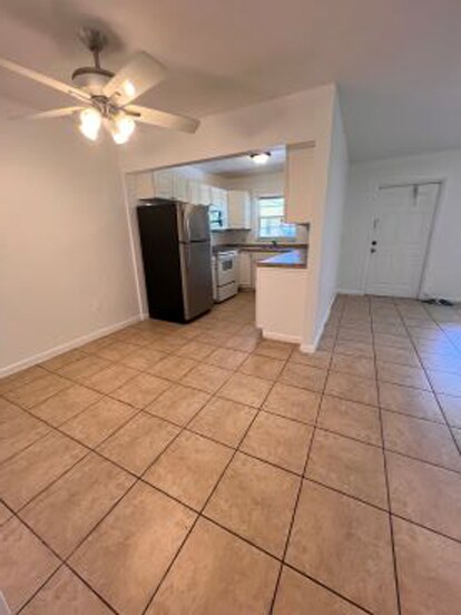 Building Photo - 4290 Gulfstream Dr