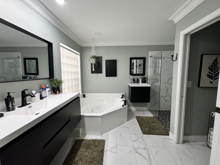Building Photo - 18038 Rhumba Way