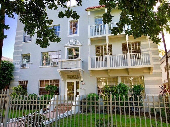 Building Photo - 842 Meridian Ave