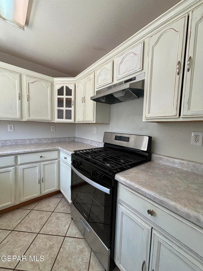 Building Photo - 4476 Loma Diamante Dr