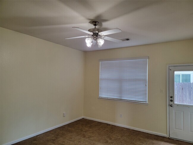 Building Photo - 17142 Taffaine Dr