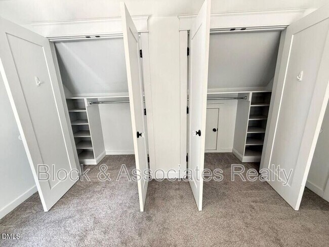 Building Photo - 121 Marilou Ln