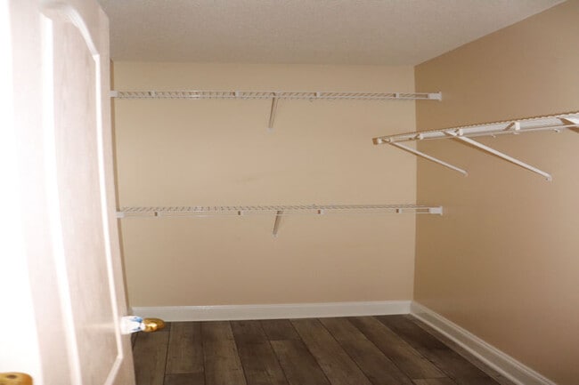 Building Photo - 4962 Grigsby Gate Way