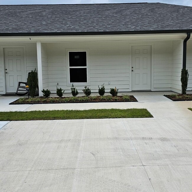 Primary Photo - 1300 Lafourche Dr