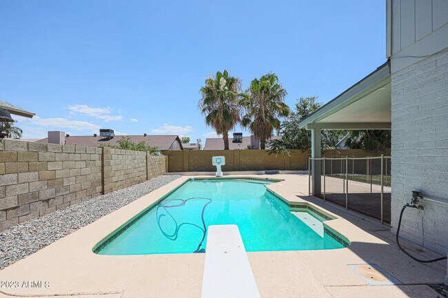 Building Photo - 6207 W Riviera Dr