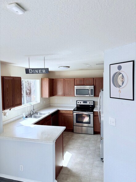 Building Photo - 7444 Barrel Stage