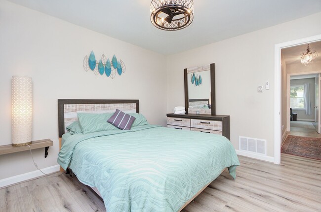 Building Photo - Discover this beautifully updated full brick single-family home in the heart of the historic Wesl...