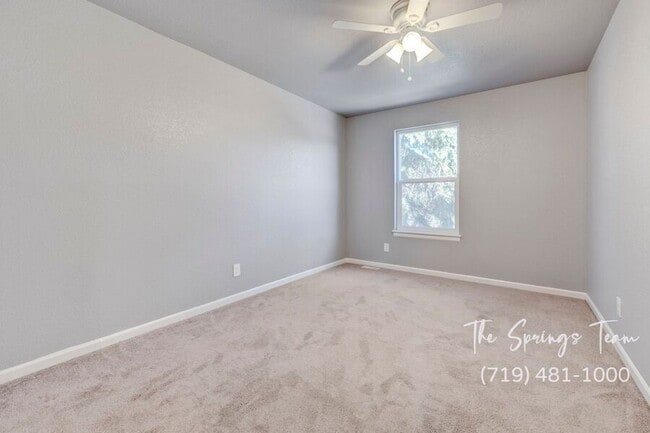 Building Photo - 6460 Bugle Dr