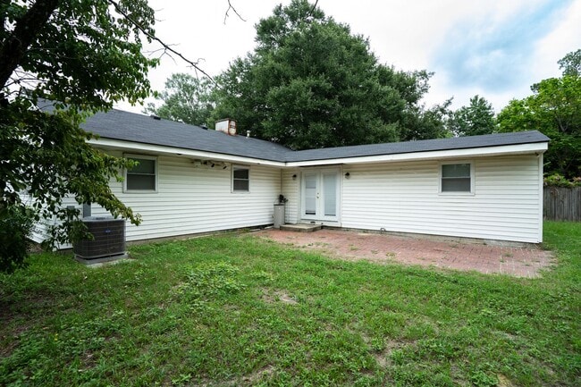 Building Photo - 3220 Alpine Rd