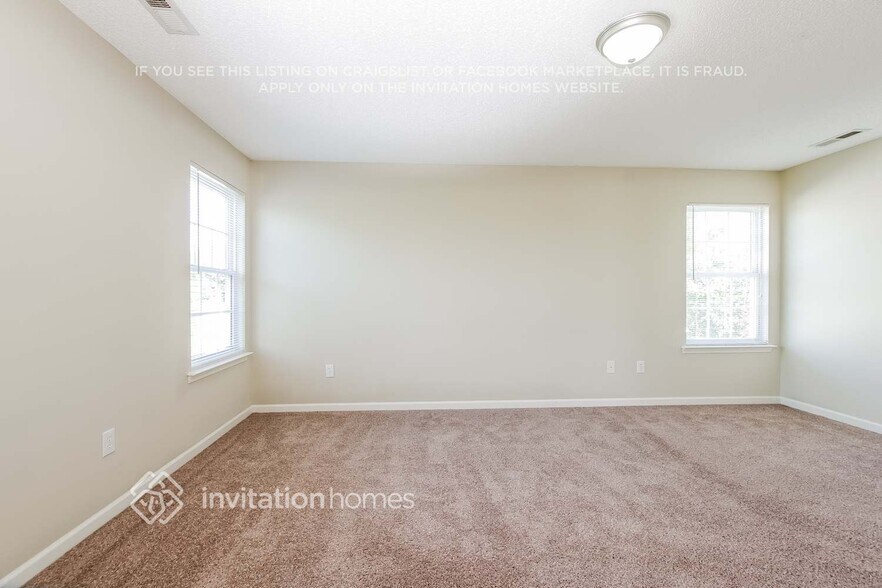 Building Photo - 1009 Fort Clapsop Ct