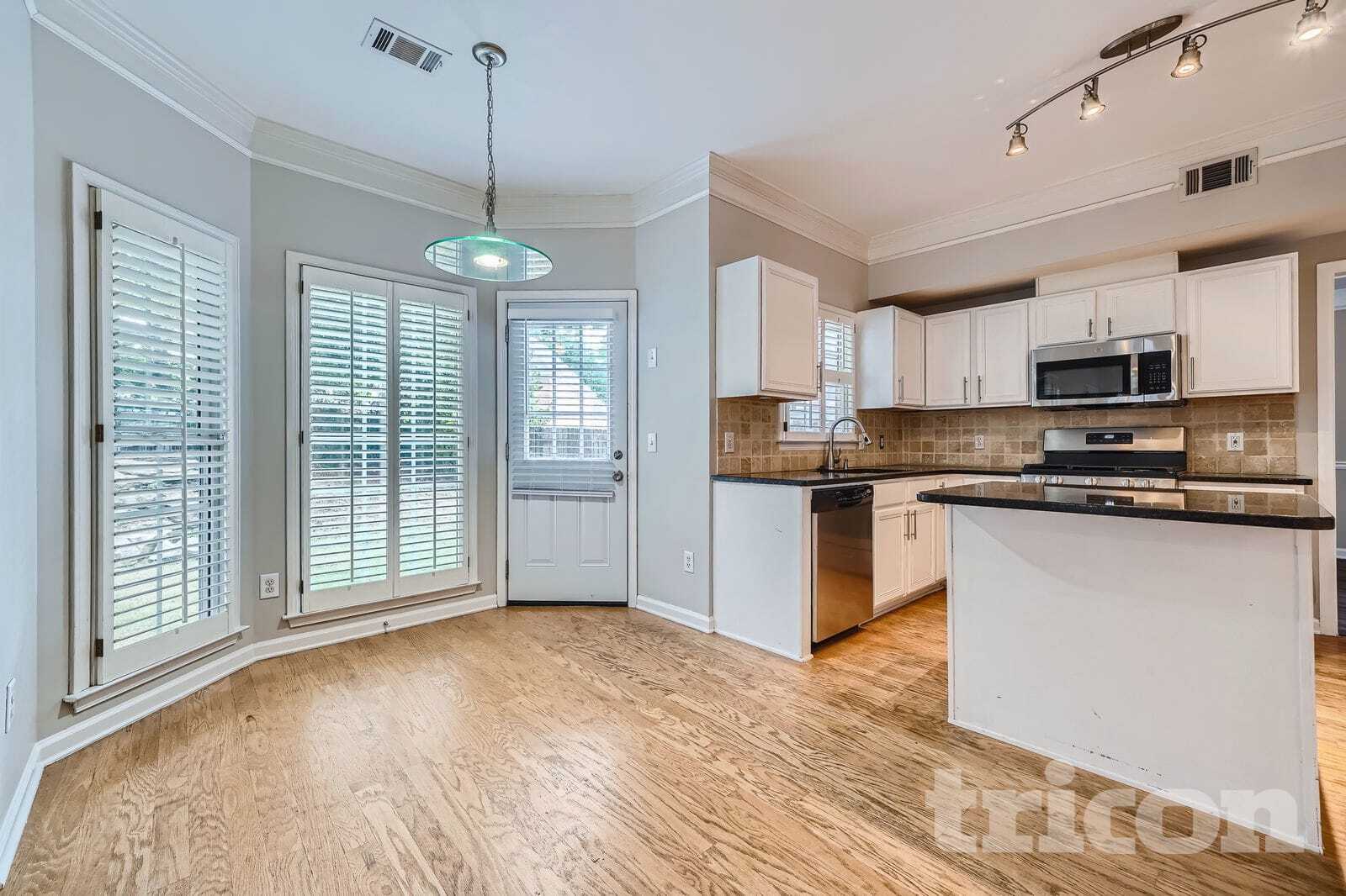 Building Photo - 3341 Rose Ridge