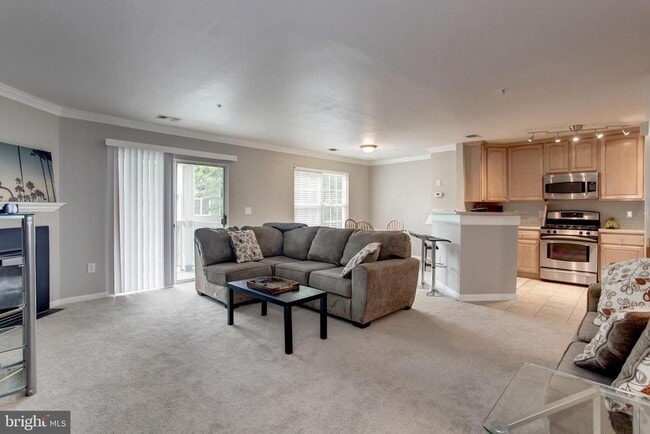 Building Photo - 12852 Fair Briar Ln