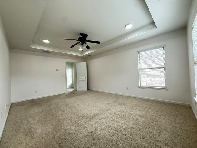 Building Photo - 279 Pendergast Dr SW