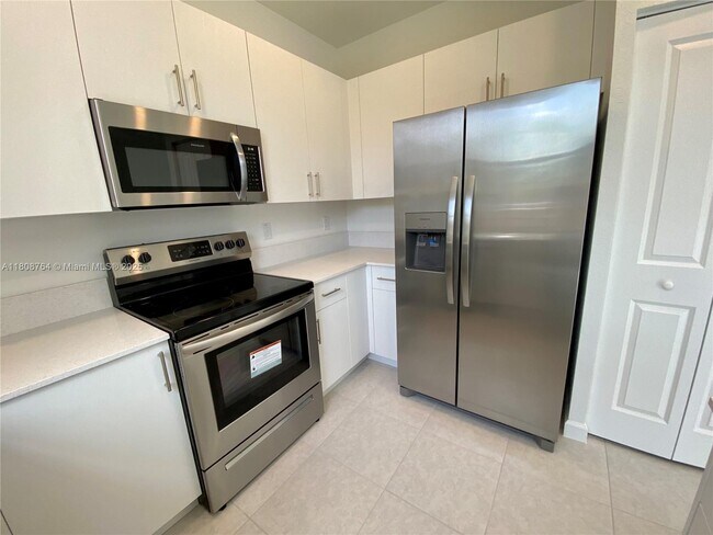 Building Photo - 4666 NW 120th Way
