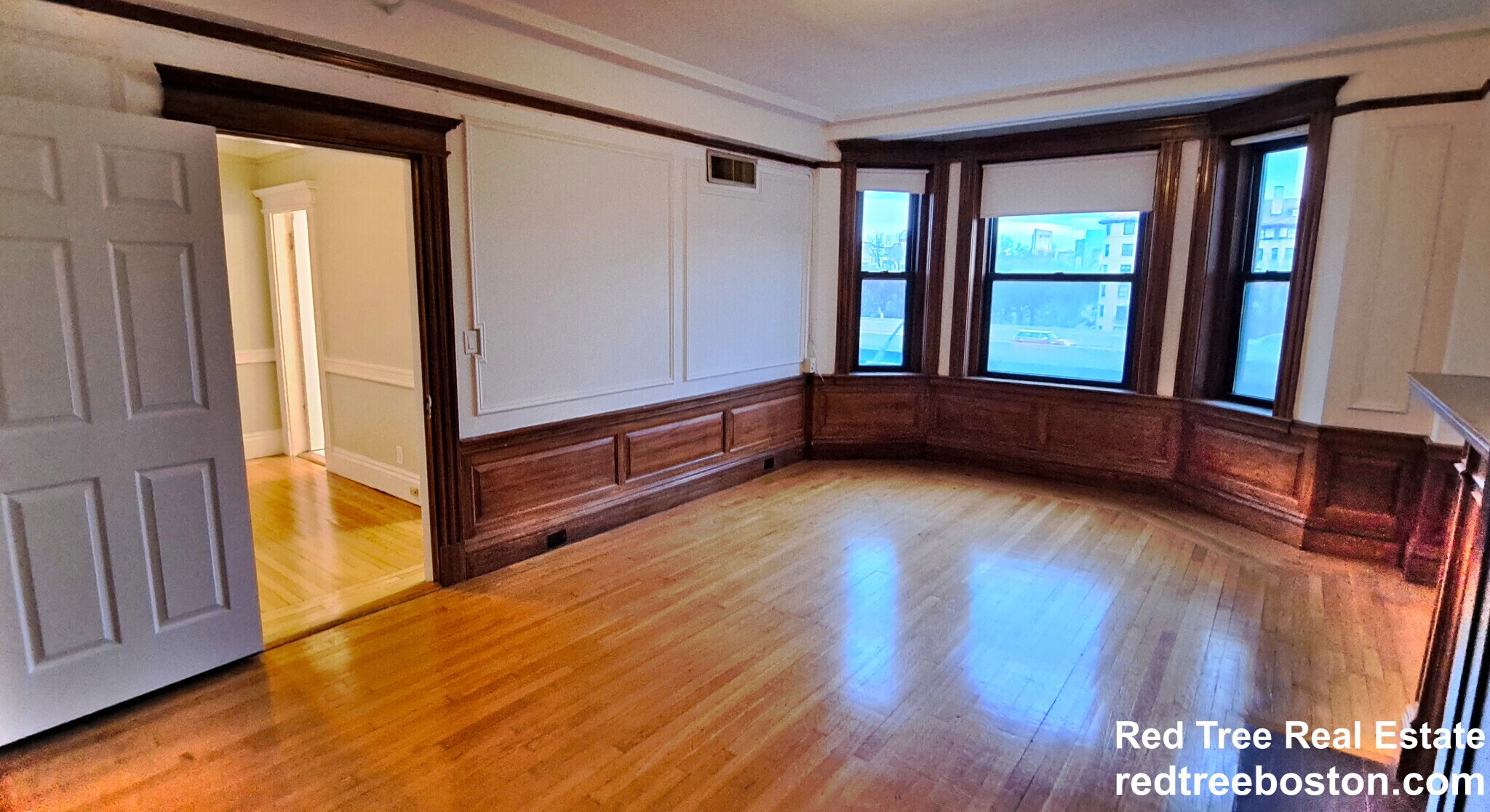 Building Photo - 464 Commonwealth Ave