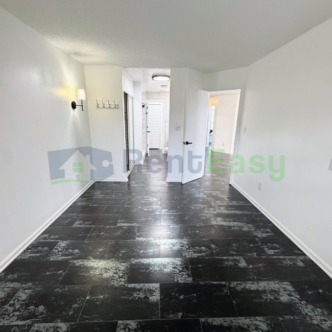 Building Photo - 1016 Winged Foot Ct