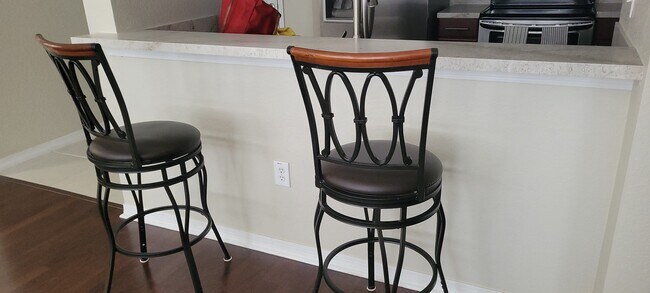 Building Photo - 1064 N Tamiami Trl