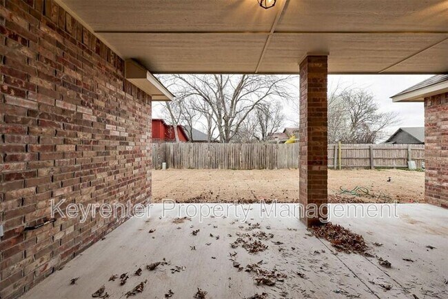Building Photo - 2609 Dalewood Pl