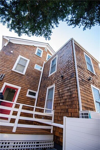 Building Photo - 30 Prospect Hill St