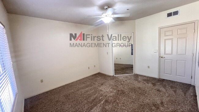 Building Photo - 1 Bedroom, 1 Bath