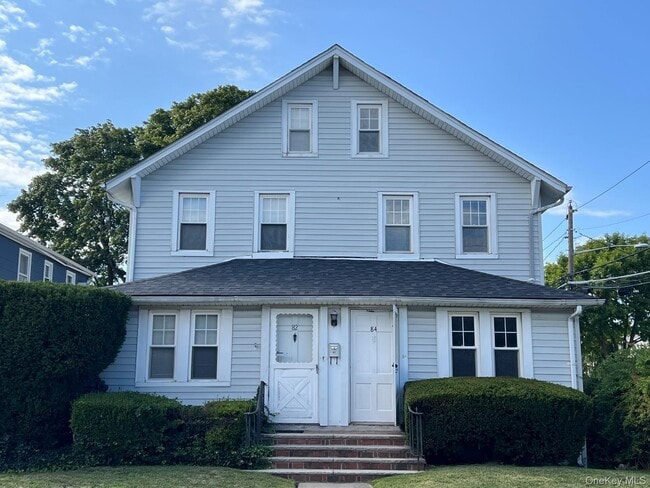 Primary Photo - 84 Rockaway Pkwy