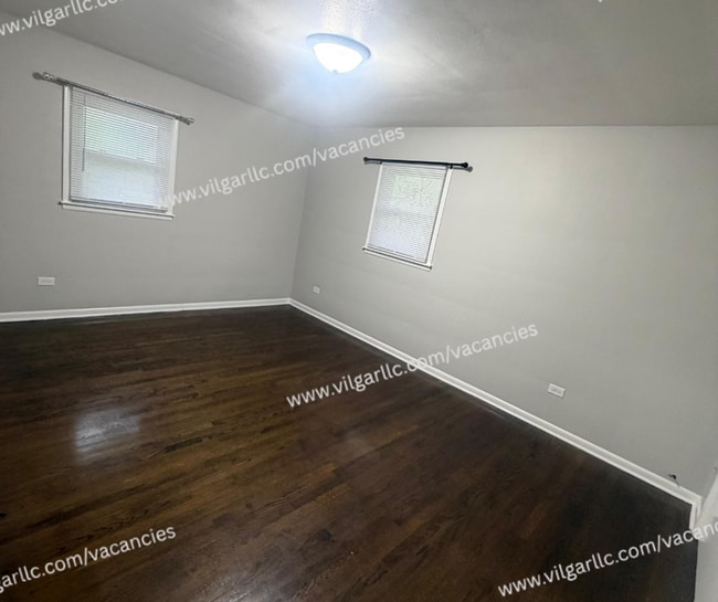 Building Photo - 2721 40th Pl