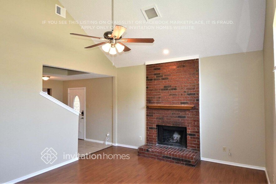 Building Photo - 2018 Falcon Ridge Dr