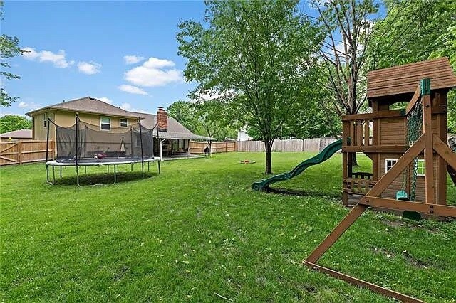 Building Photo - 919 NE 112th Ter