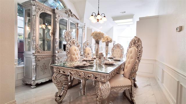 Building Photo - 4304 Rock Springs Dr