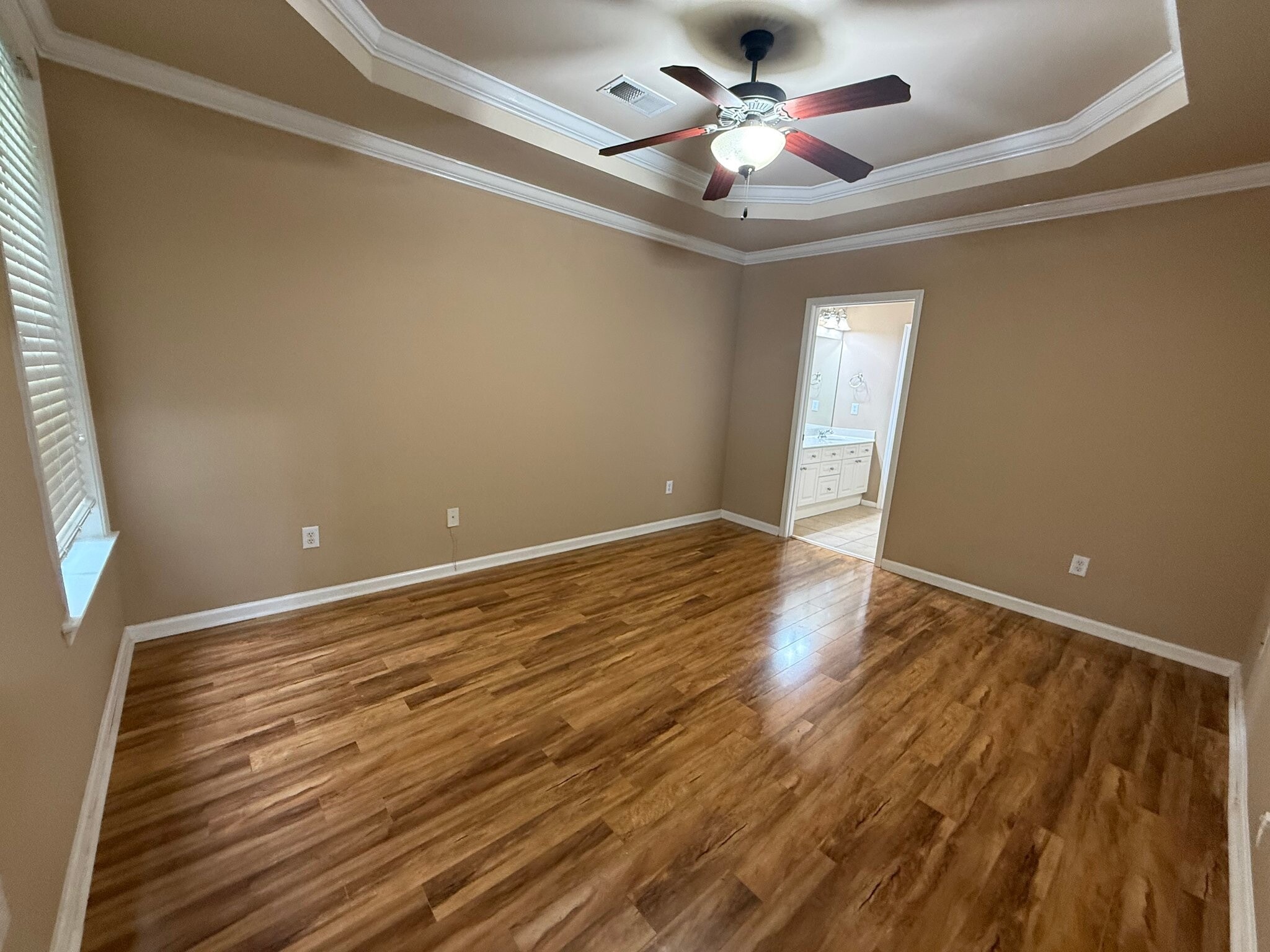 Building Photo - 2343 Ridgemont Dr