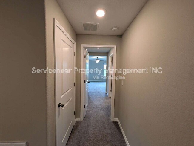 Building Photo - 11818 Dumaine Valley Rd