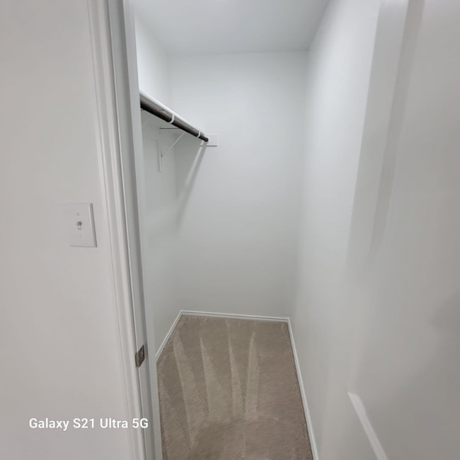 Building Photo - 318 Mahogany Ln