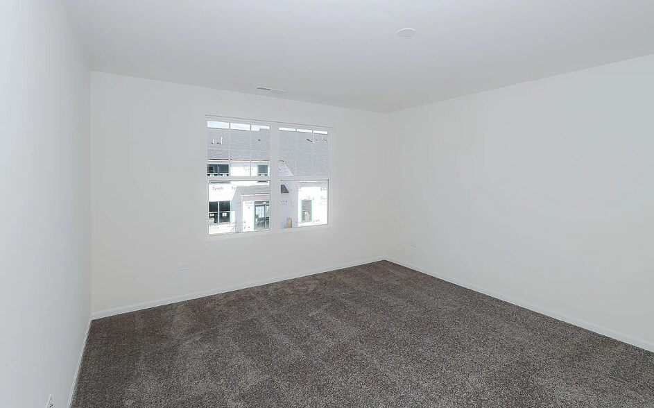 Building Photo - 12662 S Talbot Cir