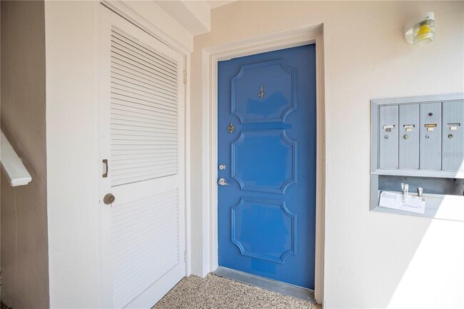 Building Photo - 8630 Blind Pass Rd