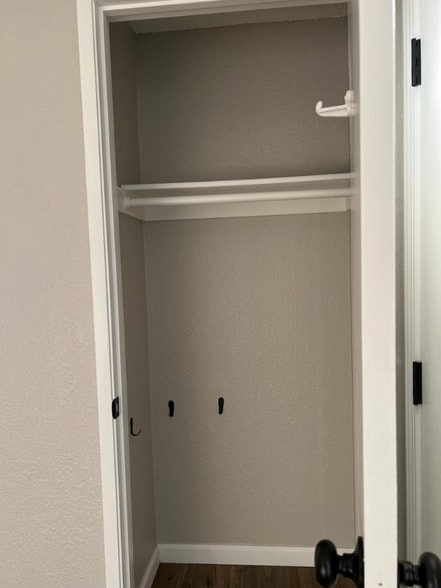 Building Photo - 1126 Benham Ct