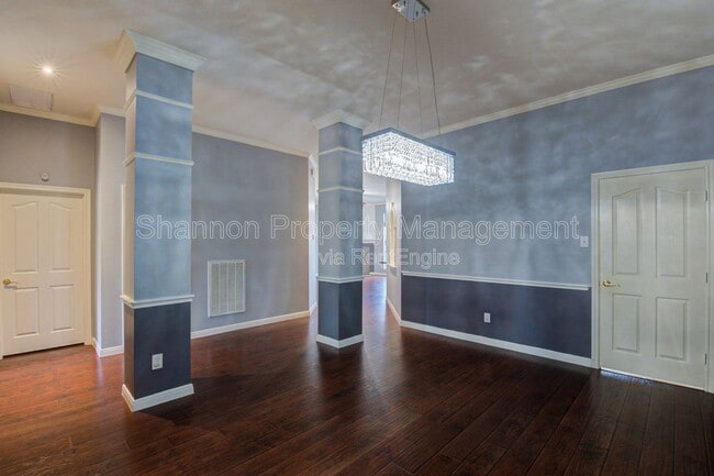 Building Photo - 3403 Kerr Ln