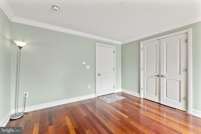 Building Photo - 1701 Locust St