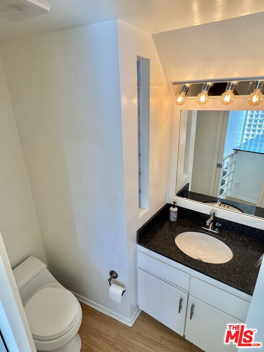 Building Photo - 311 Hill St