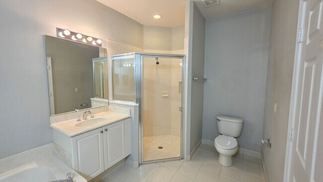 Building Photo - 2565 Langrove Ln SW